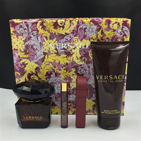 versace crystal noir gift set 90ml|Versace Crystal Noir body lotion.